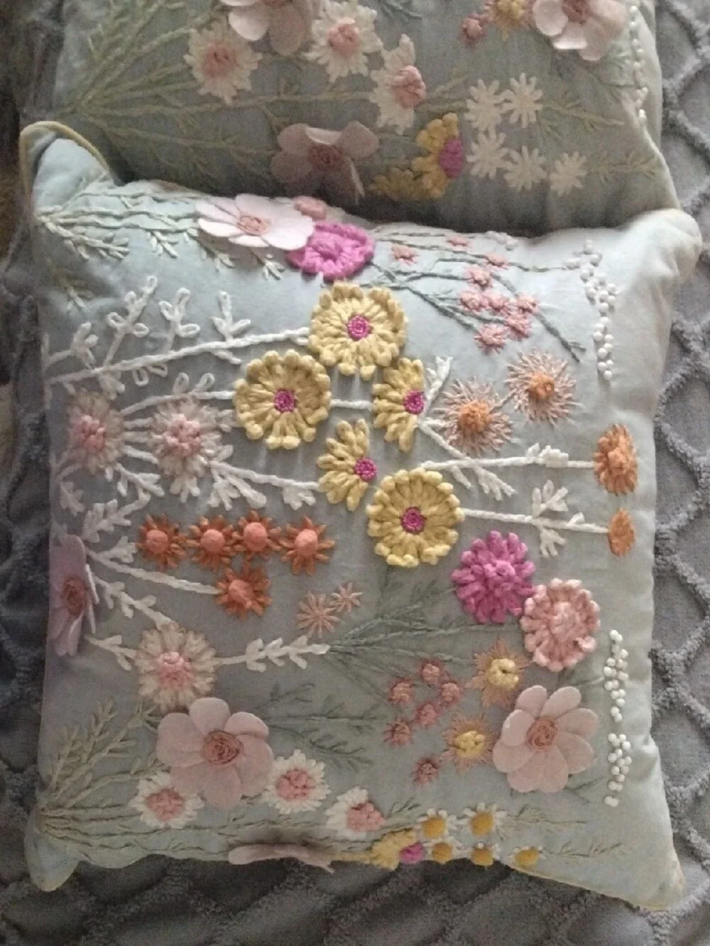 2 Embroidered Floral Accent Pillow in Pale Sage with Pastel Flowers